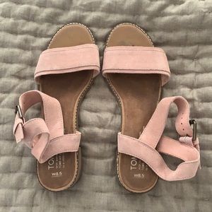 Tom’s sandals